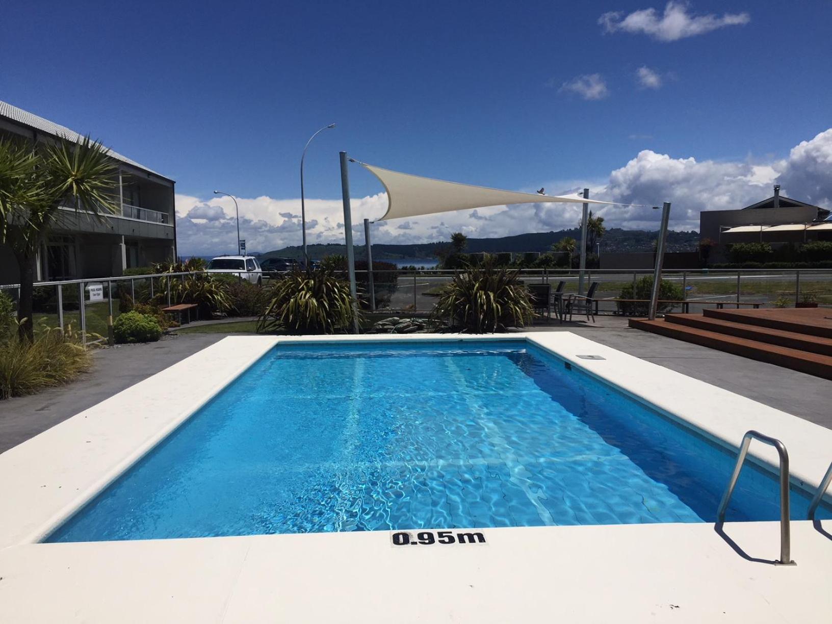 Lake Terrace Apartment Taupo Exterior photo